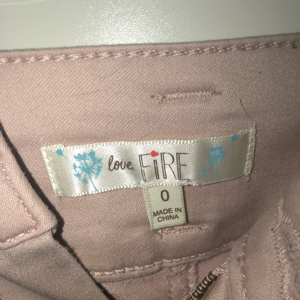 Light pink jeans - Picture 2 of 2